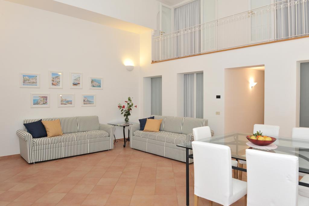 La Tuga - Ravello Accommodation 米诺利 外观 照片